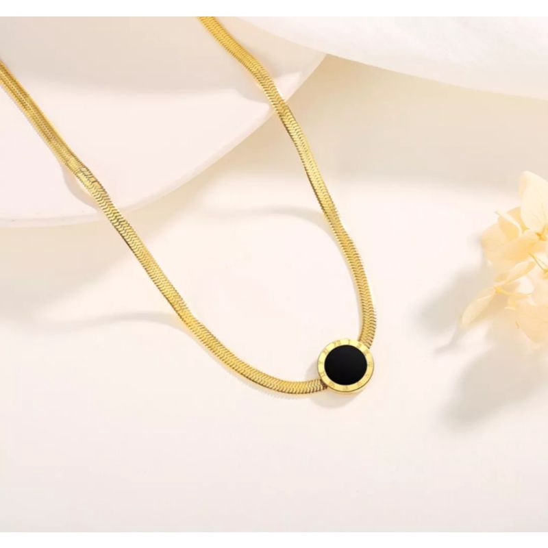 Kalung Titanium Wanita Gepeng import Korea original Anti karat/Liontin Permata Clover Bulgari Cantik