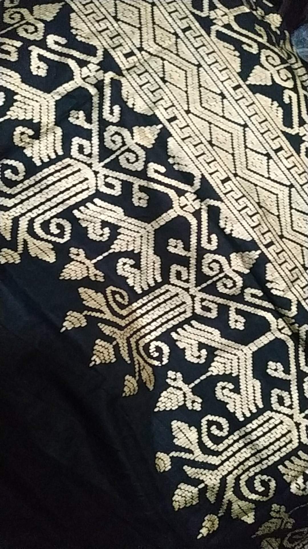 Kemeja Batik / Hem Batik Lengan Panjang Prada Mahkota Gold Silver Terbaru