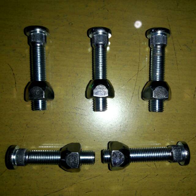 Baut roda kijang /Panther/Inova/hartop 2F panjang 7cm, harga per pcs