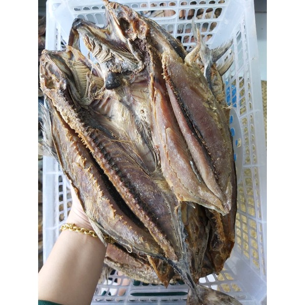 

ikan Asin tuna kalimantan 500gr daging tebal