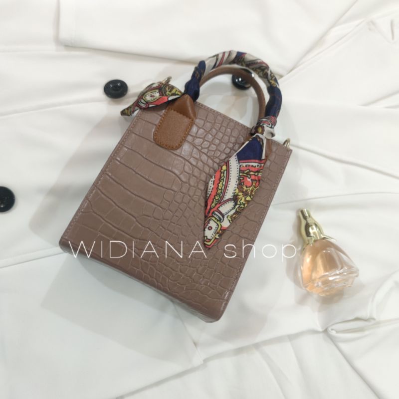 Tas Wanita Selempang Widiana Lina Fashion Wanita Kekinian