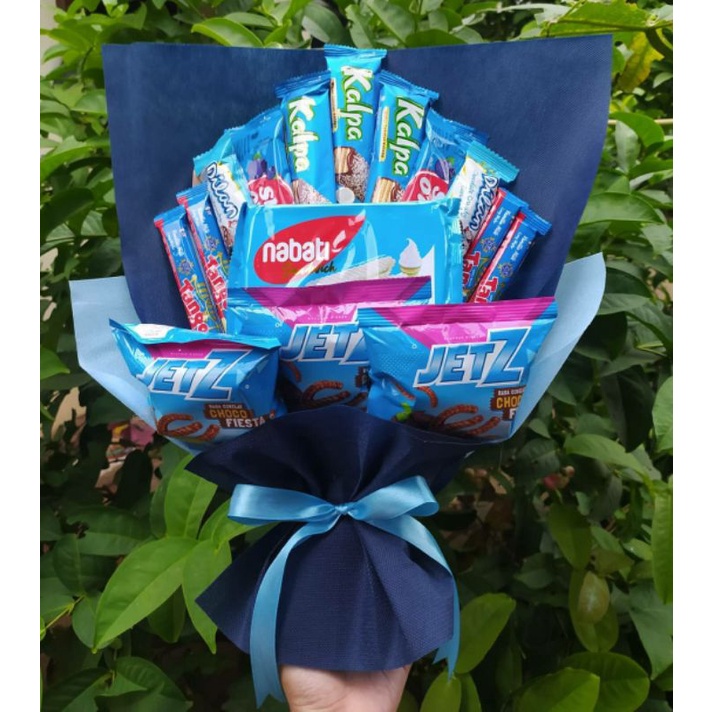 (S) Buket BIRU/paket/bingkisan Snack Ulang Tahun/Ultah/ Wisuda/Kado/Hadiah