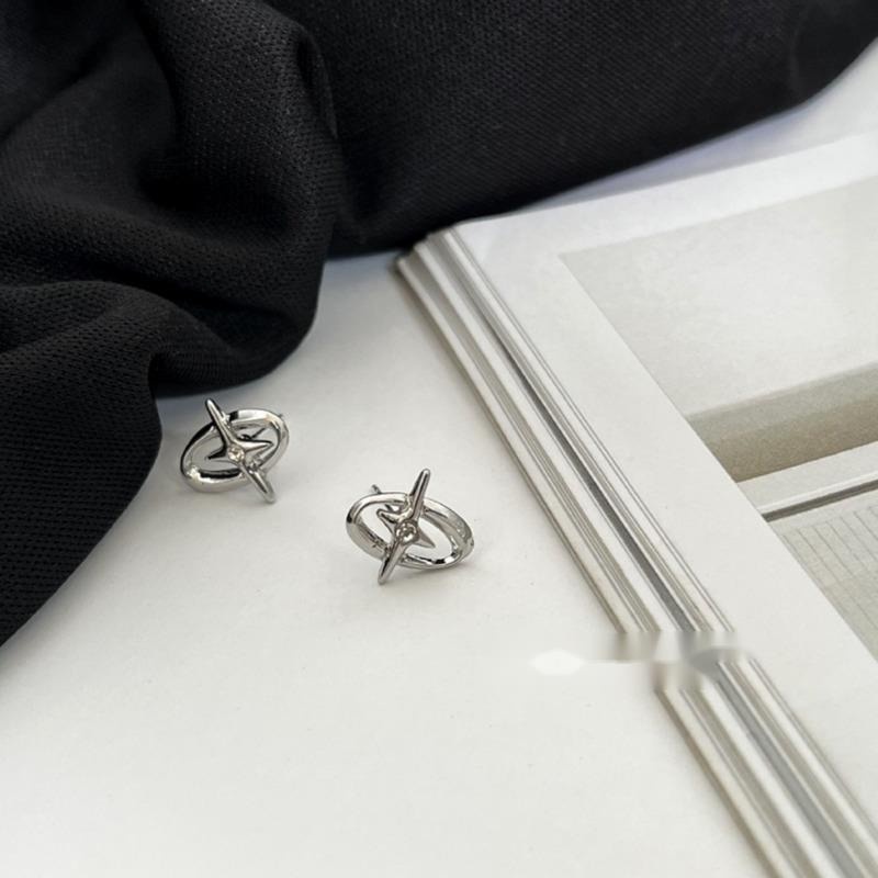 Anting Bentuk Oval Cross Model Simple