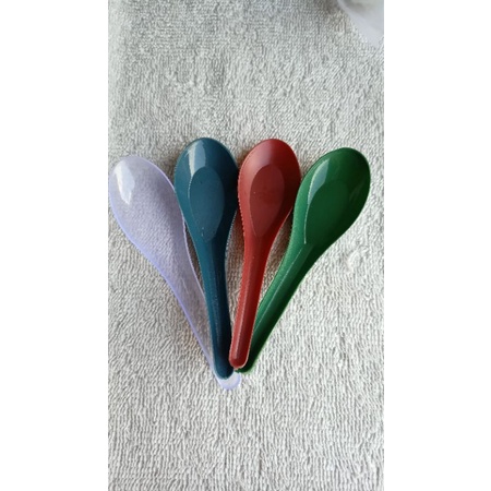 Sendok Bebek Plastik Warna warni