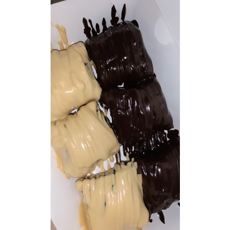 

Pisang coklat lumer muncrat Premium