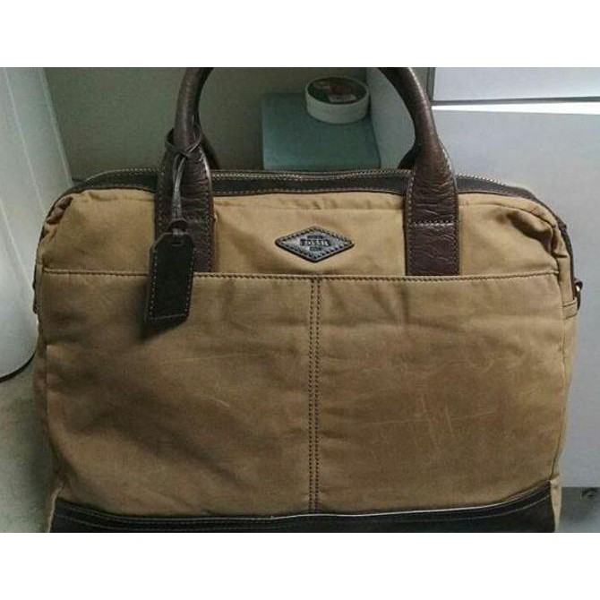 Tas-Pria- Fossil Man Wyatt Workbag (Laptop Bag) Original . Tas Fossil Original -Briefcase.