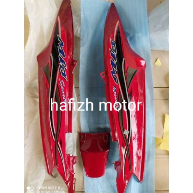 Body merah plus striping Mio smile
