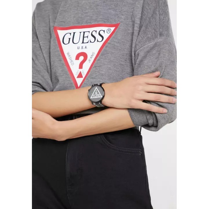 JAM TANGAN UNISEX GUESS V1012M2