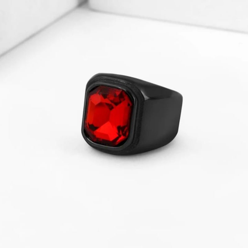 Cincin Titanium Pria Ring Hitam Batu Merah anti karat
