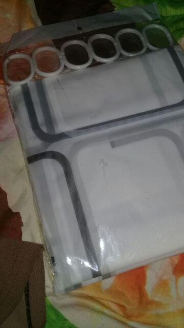 Tirai Gorden Kamar Mandi Anti Air