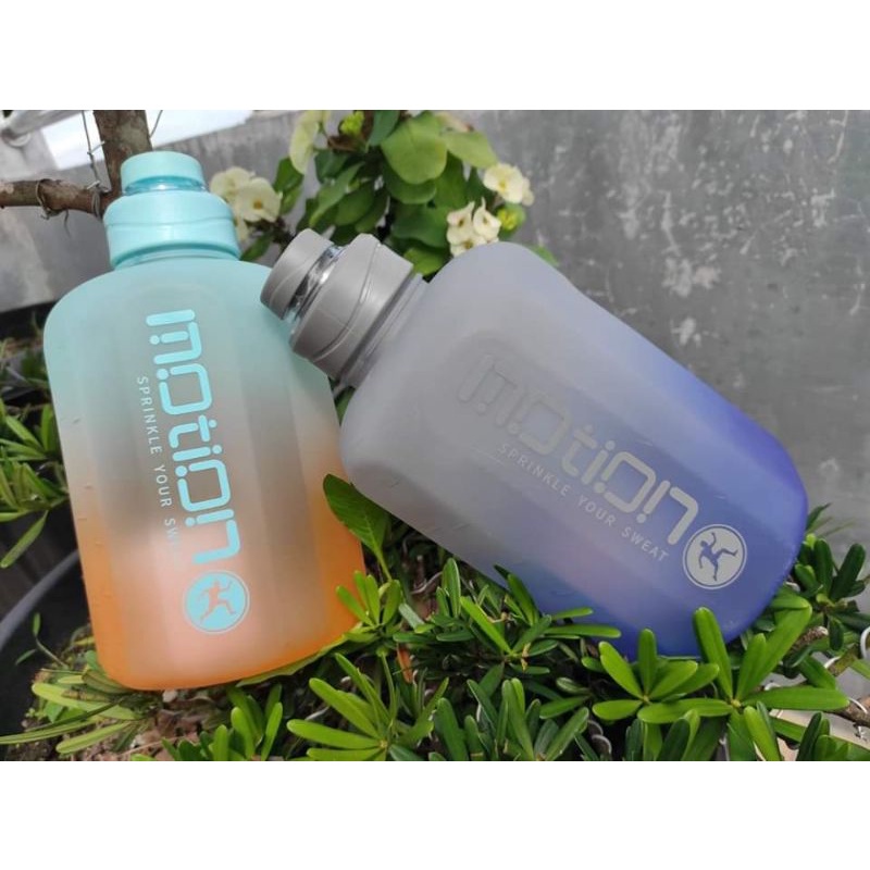 [BISA COD] Botol Motion 2200ml JUMBO FREE POUCH STICKER Botol Minum Motivasi Sport Gradasi Botol Korea Viral 2,2L