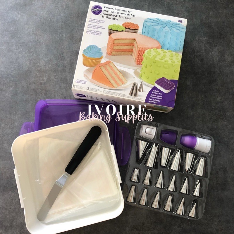 Wilton Deluxe Decorating Tip Set / Spuit Wilton Set