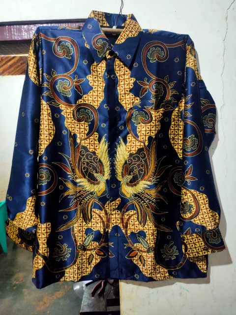 Kemeja Batik Pria Semi Sutra Silky Premium Puring Istimewa