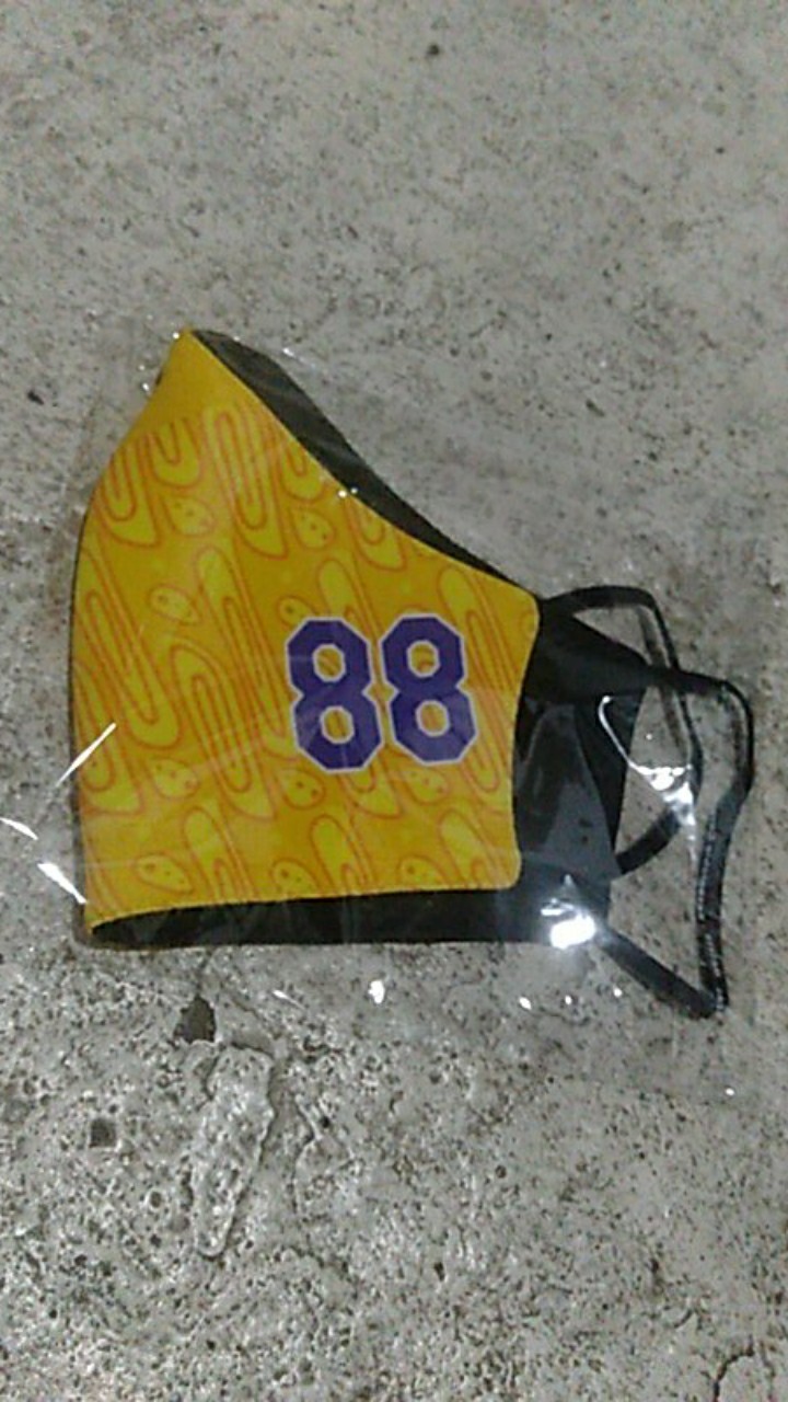 Masker Kain 2 Ply Korea Dewasa & Anak Lakers Nba Batik