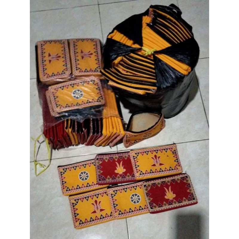 Batik Nias / Dompet Motif Nias