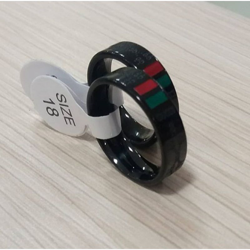 Cincin couple nama