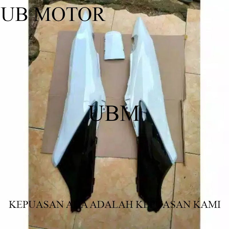 Body belakang honda supra x 125 lama - warna putih polos