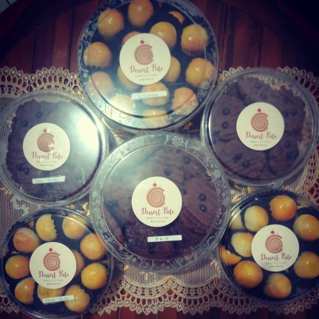 

KUE KERING DESSERT BITE By El's Kitchen