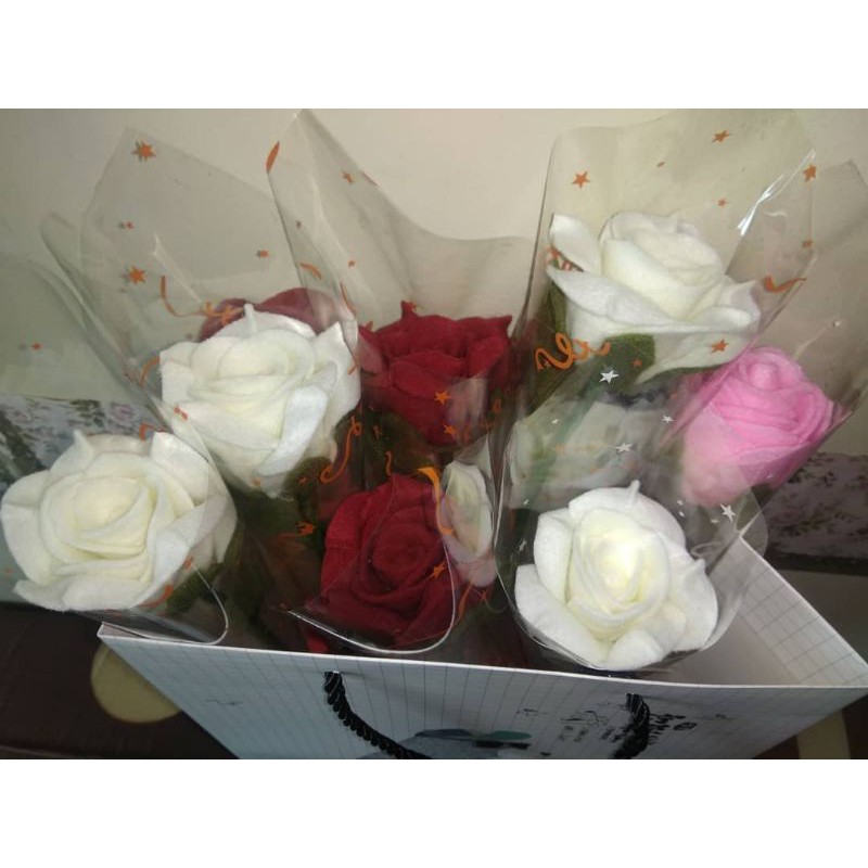 

Bunga Flanel, pertangkai.