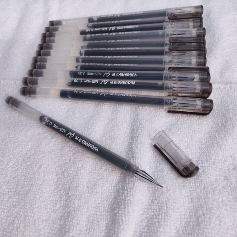

PULPEN GEL DIAMOND ISI 12PCS