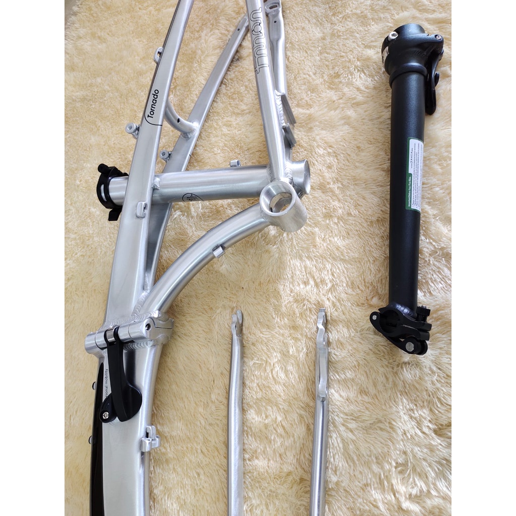 Frame Set Fnhon Plus HP Handlepost Tornado Silver Hitam Discbrake Db Disc Brake 20 22 inch Silver Hitam