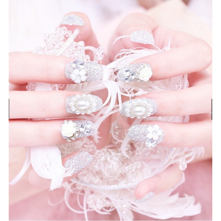 NAIL ART - 24 Pcs kuku warna silver bertabur hiasan cocok u/wedding