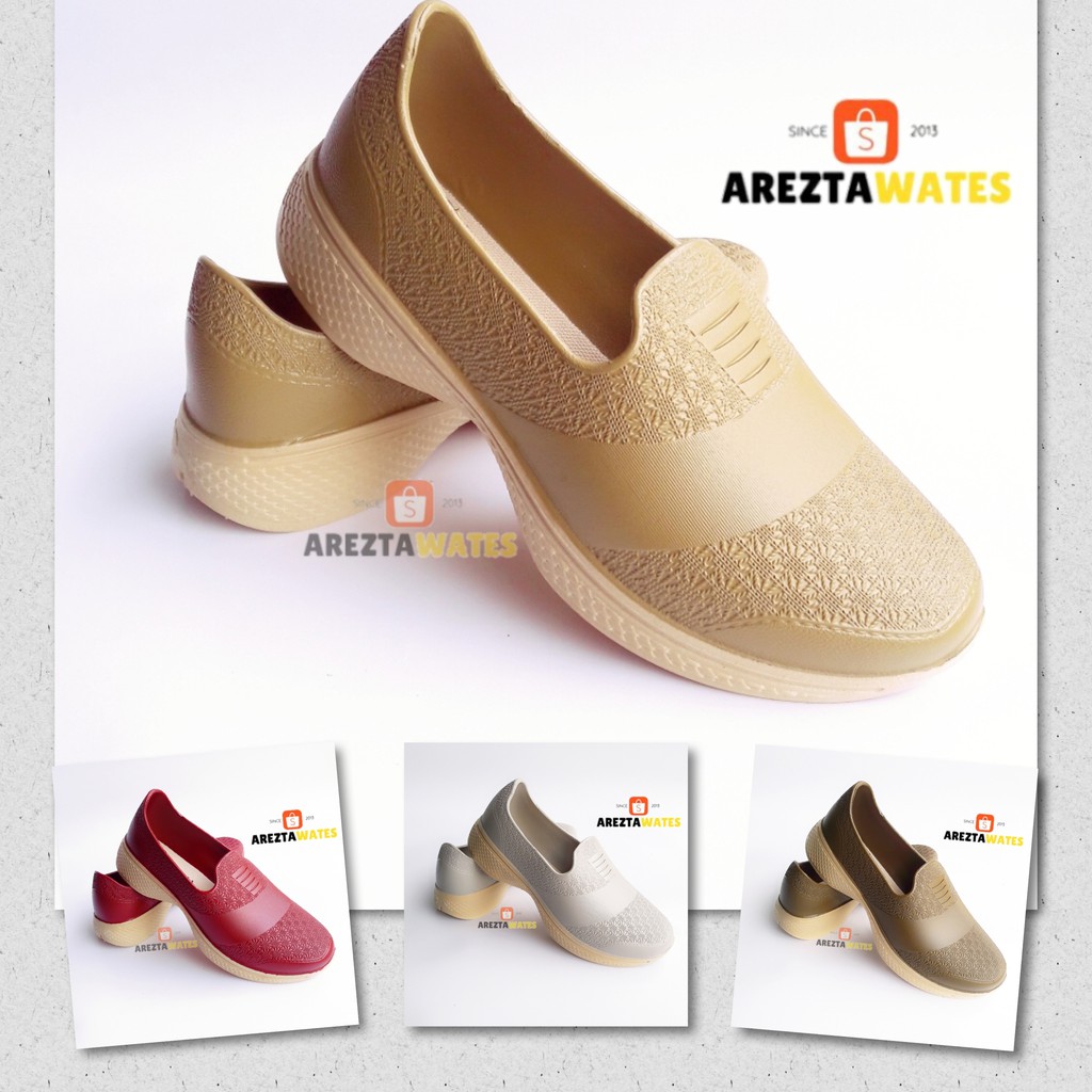 Sepatu karet wanita slip on Yumeida LD 9111L