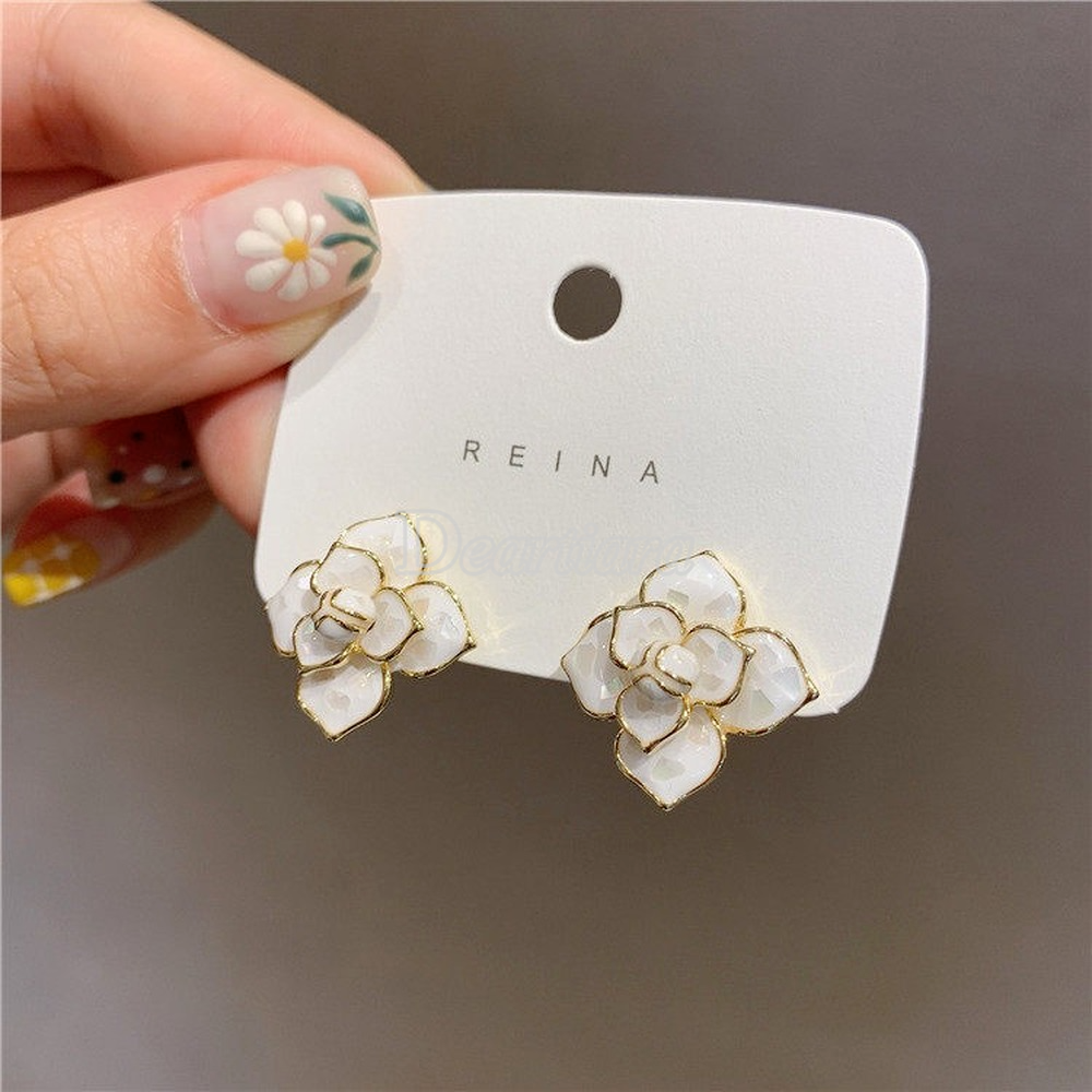 Dongdaemun South Korea White Hill Camellia S925 Silver Needle Shell Earrings Women's Accessories Jewelry Earrings