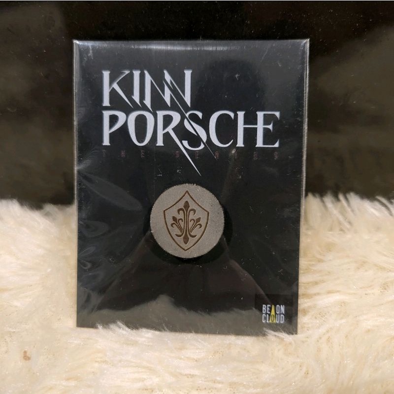 [READY STOCK] KINNPORSCHE WORLD TOUR PIN (MILEAPO KINNPORSCHE)