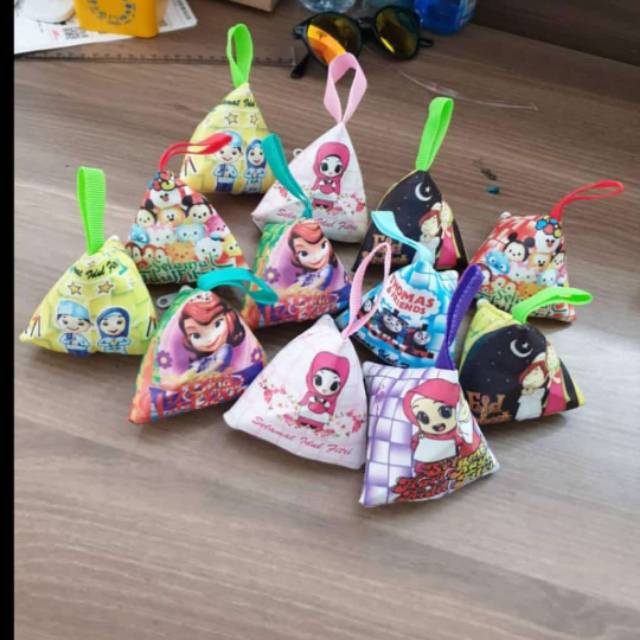 

Amplop ketupat... teemurah!!! Harga perlusin ya..