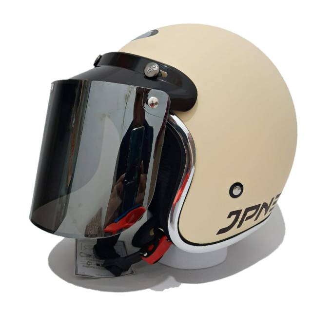 Helm JPN Cream Dof List Chrom