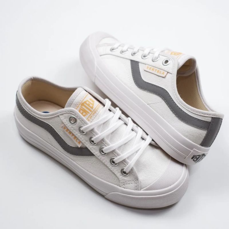 Sepatu Ventela New Public White Original