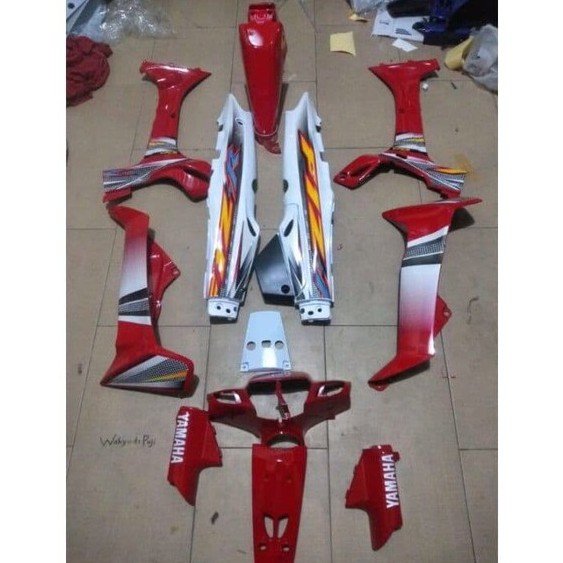 Cover body full f1zr fizr full set halus merah putih