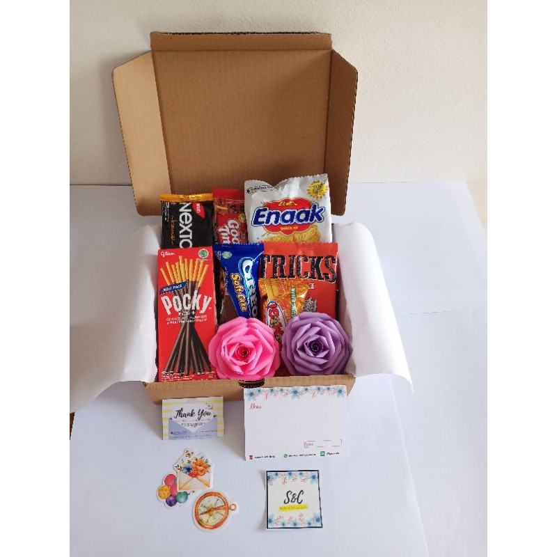 

Snack box murah hampers wisuda kado ultah hampers cewek cowok hampers murah