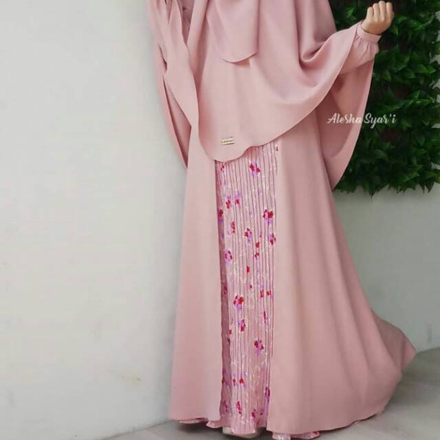 gamis syari brand Alesha Syari yasmine set