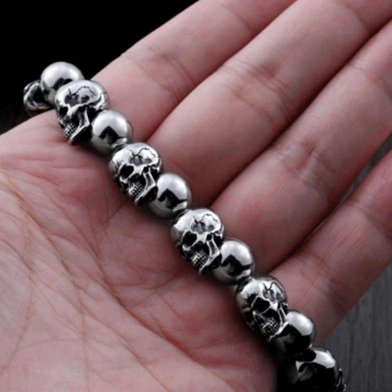 Men Stainless Steel High Quality Punk Skull Bracelet Personality Party Jewelry （The product shall prevail）