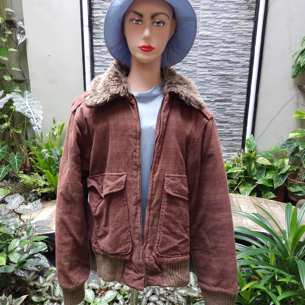 Jaket Bulu Coklat Bahan Corduroy