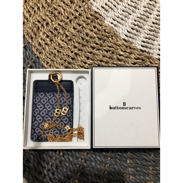 lanyard izzy buttonscarves