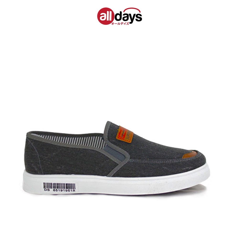 Sepatu Sneakers Slip On Casual Pria 2104-1027 Size 39-44