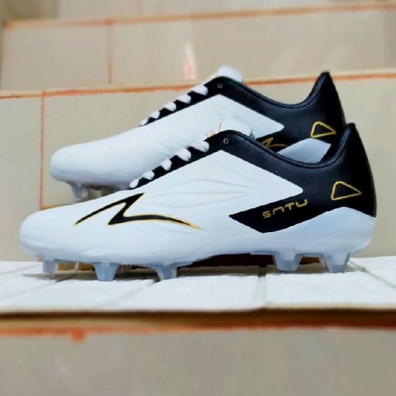 PROMO!!!! SEPATU BOLA SPECS ORTUS TERLARIS bisa (cod)-SPECS one putih