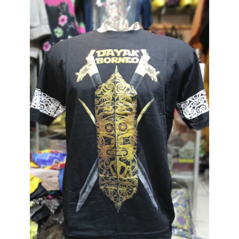 Baju kaos motif Dayak Borneo