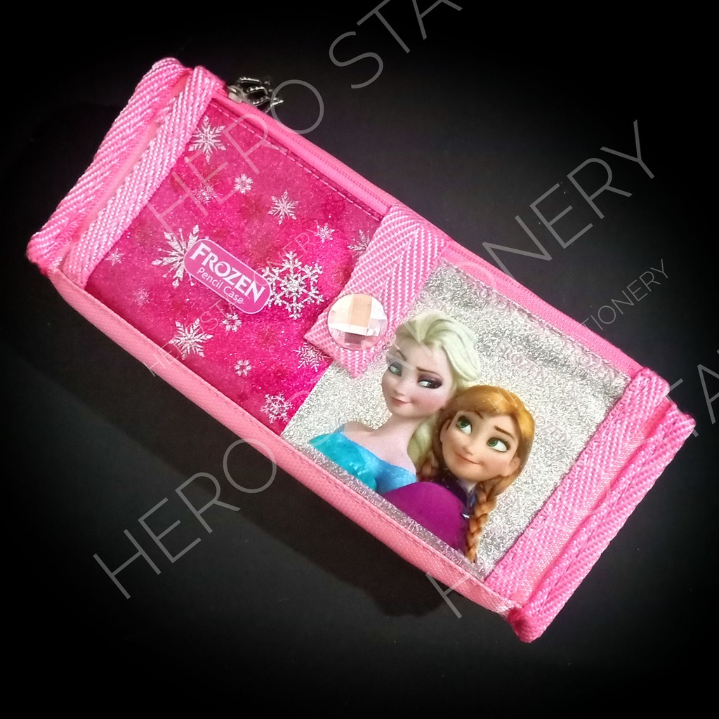 

Kotak pensil resleting kain glitter frozen