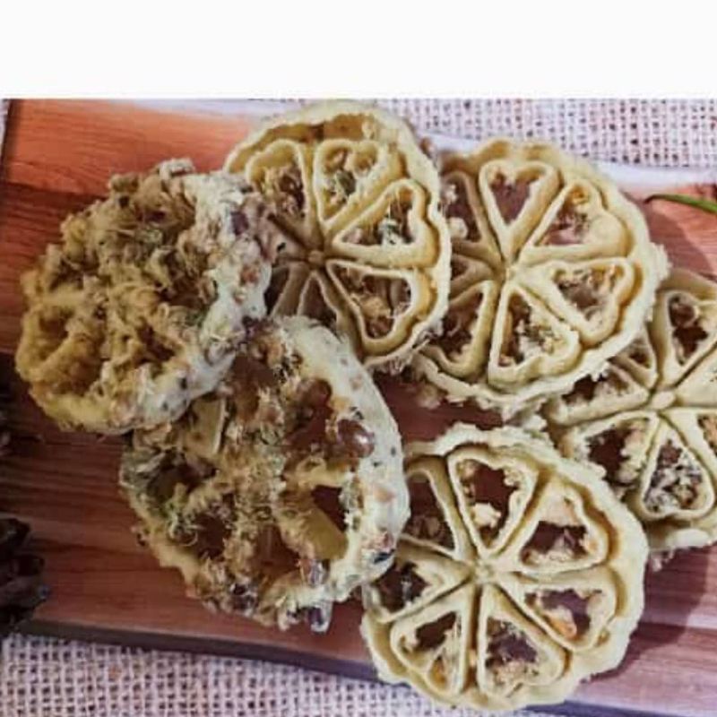 

Peyek Kembang Goyang Cemilan