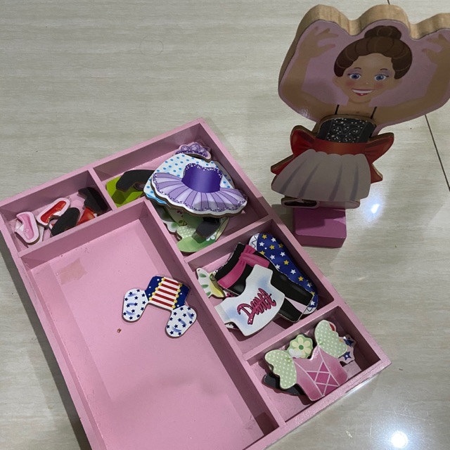 Melissa Dough Magnetic Dress Up Nina Ballerina Mainan Anak