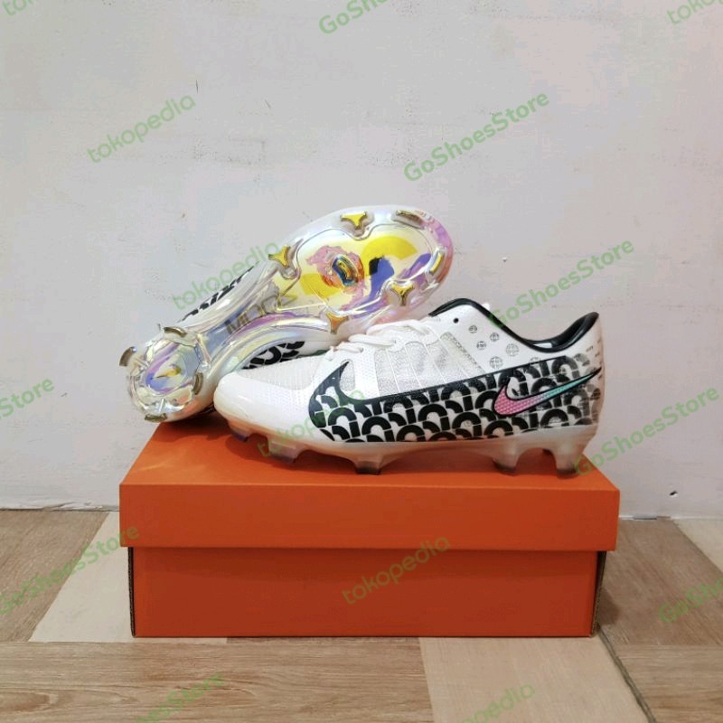Sepatu Bola Nike Mercurial Air Zoom Ultra 2022 Features Fg Soccer Sepak Bola Sepakbola Olah Raga Ola