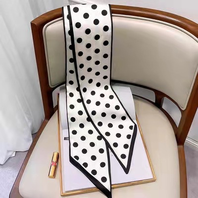 PREMIUM Multi fungsi Korea Silk Scarf Satin Syal / Bandana Korea Fashion/ Twilly Bag / Ikat Rambut Korea Scarf Leher