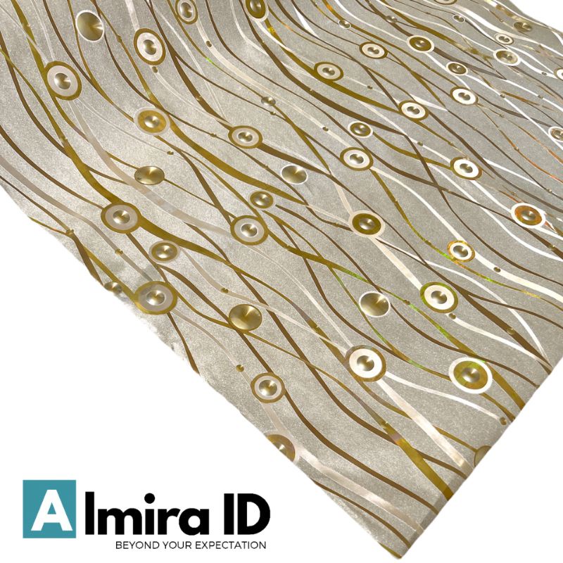 3D Glow Wallpaper Efek Menyala Berserat Bertekstur Walpaper Dinding Kaca Stiker DIY Emas Gold Silver Abu Bulat Cincin Spiral 50 x 90 cm Meteran Berkualitas Modern Lemari Rak Kitchen Set Dapur-Gold Spiral