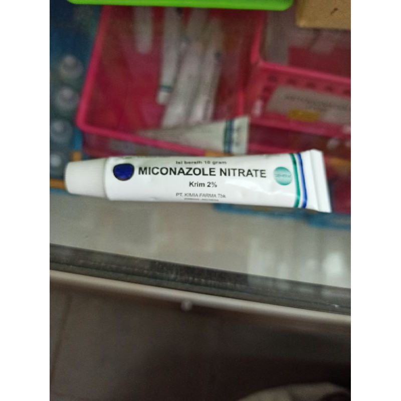 miconazole nitrate