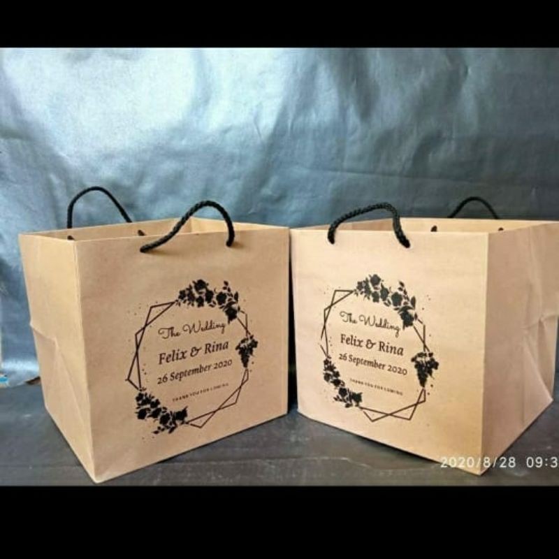 

tas paperbag 20x20x17 murah dan kuat