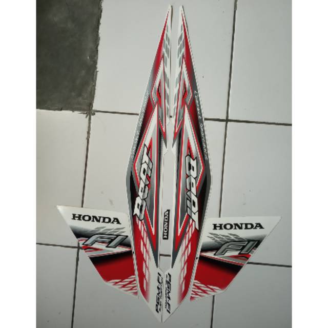 Jual Stiker Striping motor honda beat 2014 putih | Shopee Indonesia